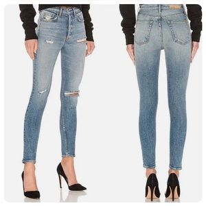 GRLFRND Karolina Jean